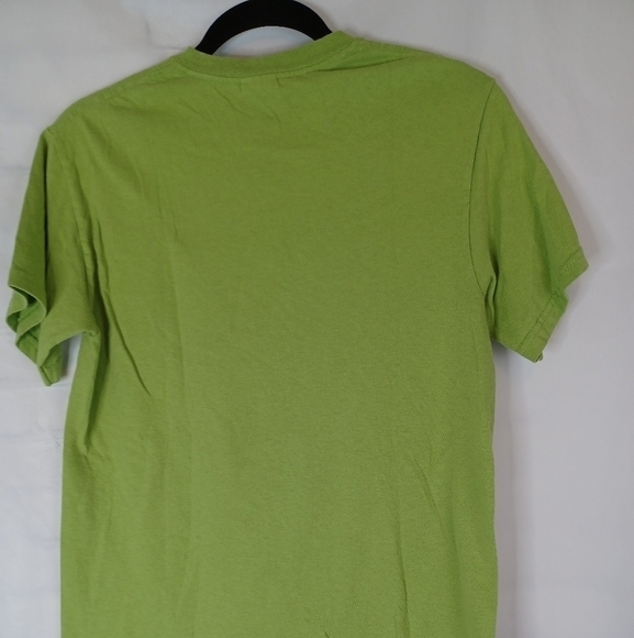 VINTAGE Tee Spend Awhile On The Nile Graphic Tee In Size Small By Gildan. - Picture 3 of 4